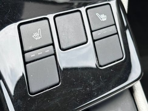 Used 2023 Kia Sportage EX FWD image 23