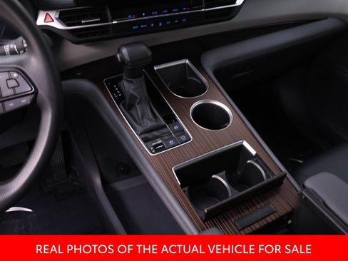Certified 2024 Toyota Sienna LE image 11