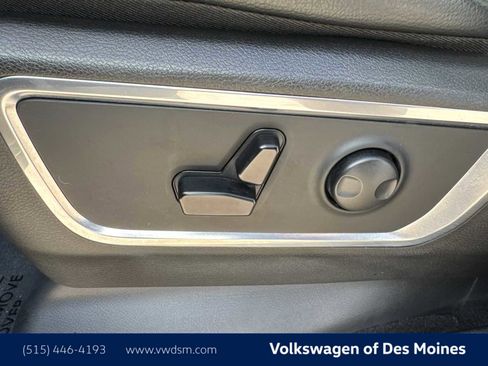 Used 2025 RAM 1500 Laramie image 25