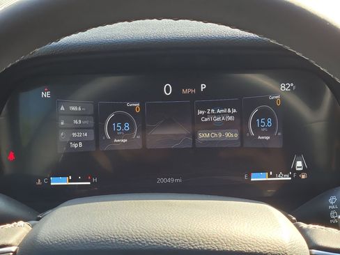 Used 2025 Jeep Grand Cherokee L Altitude RWD image 22