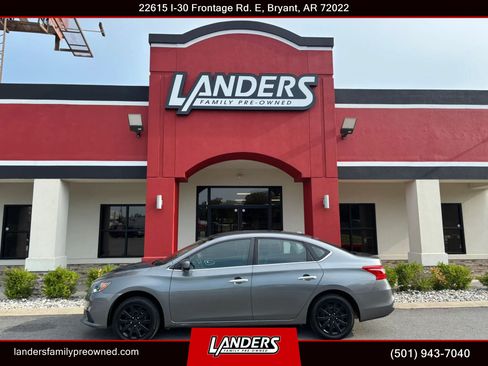 Used 2017 Nissan Sentra SV FWD image 1