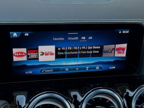 New 2025 Mercedes-Benz GLA 35 AMG 4MATIC image 17