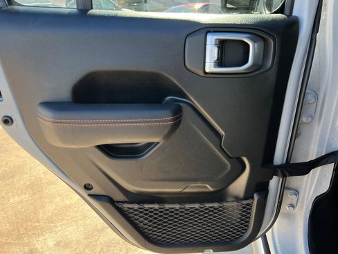 Used 2021 Jeep Wrangler Unlimited Rubicon image 18