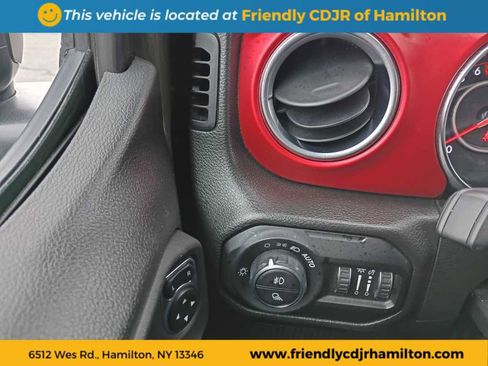 Used 2022 Jeep Gladiator Rubicon image 15