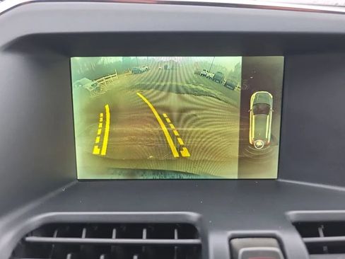 Used 2017 Volvo XC60 T5 Inscription image 29