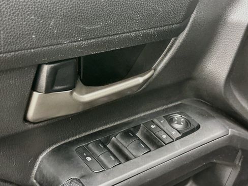 Used 2024 Toyota Tacoma TRD Off-Road AWD/4WD image 15