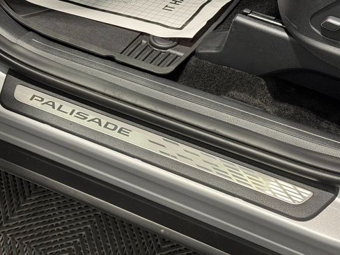 Used 2025 Hyundai Palisade Calligraphy AWD/4WD image 11