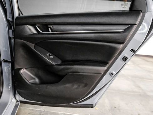 Used 2022 Honda Accord Sport image 43