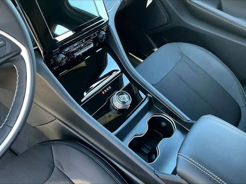 New 2025 Jeep Grand Cherokee L Laredo w/ Luxury Tech Group I image 7