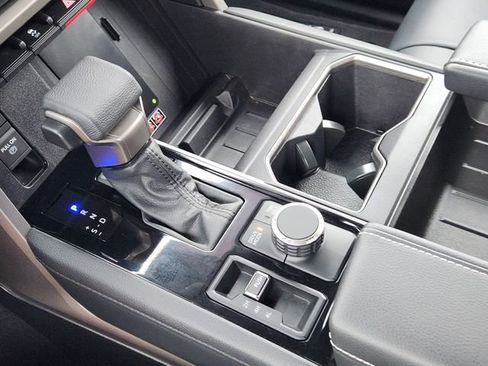 Used 2026 Toyota Tundra Limited w/ Power Package image 18