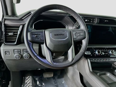 Used 2024 GMC Sierra 3500 Denali Ultimate image 12
