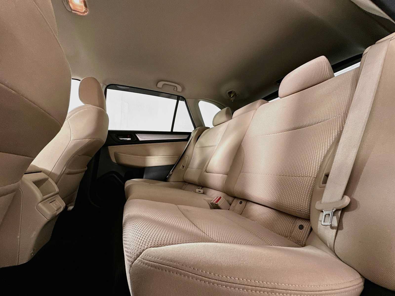 Used 2019 Subaru Outback 2.5i Premium AWD/4WD image 21