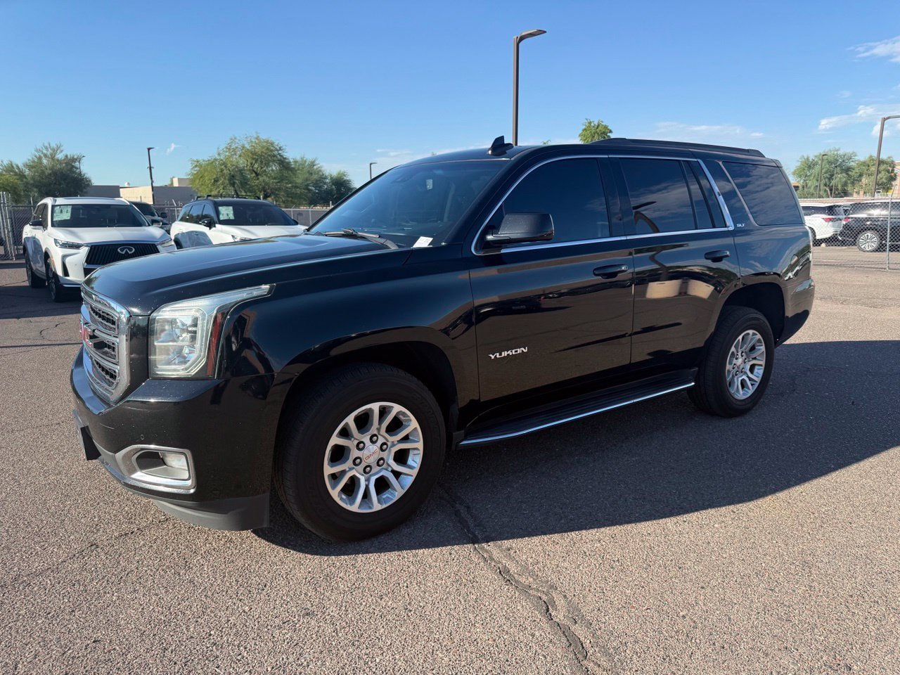 Used 2020 GMC Yukon SLT w/ Open Road Package AWD/4WD image 1