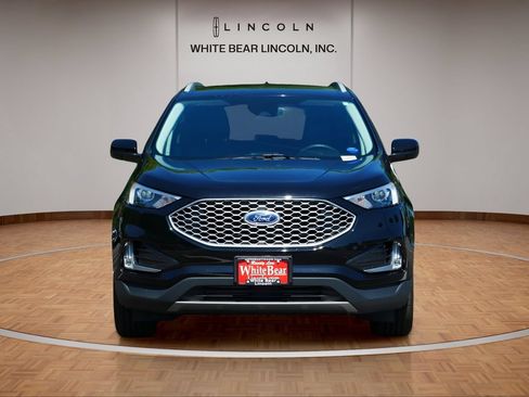 Used 2024 Ford Edge SEL w/ Convenience Package AWD/4WD image 2
