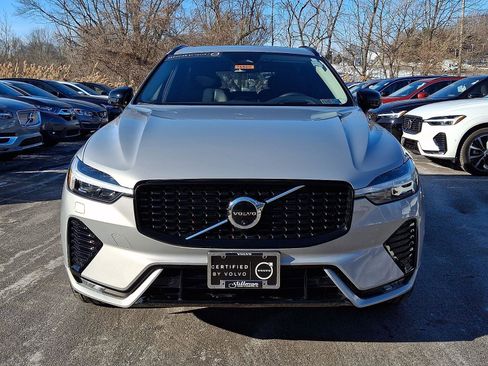 Certified 2024 Volvo XC60 B5 Ultimate image 2