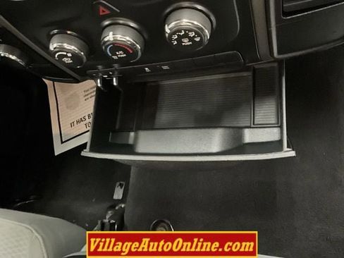 Used 2013 RAM 1500 Express AWD/4WD image 37
