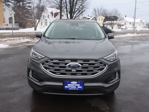 Used 2022 Ford Edge Titanium w/ Equipment Group 301A image 8