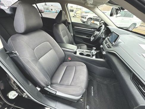 Used 2020 Nissan Altima 2.5 SV image 27