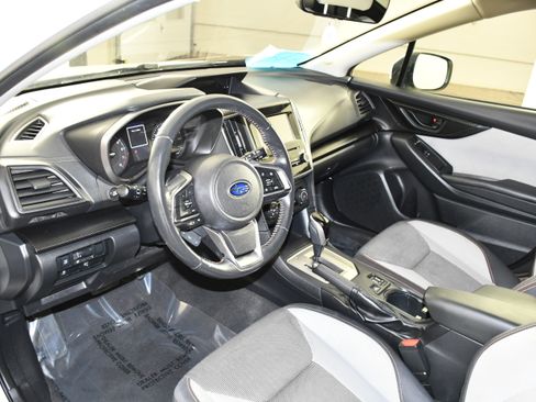 Used 2019 Subaru Crosstrek 2.0i Premium w/ Eyesight System AWD/4WD image 2