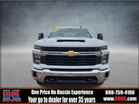 Used 2024 Chevrolet Silverado 3500 LT image 3