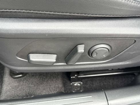 Certified 2024 Hyundai Tucson Limited image 16