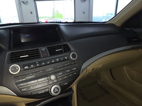 Used 2012 Honda Accord LX image 31