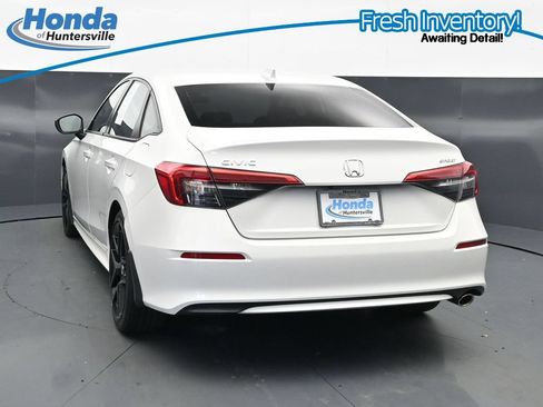 Used 2023 Honda Civic Sport image 7