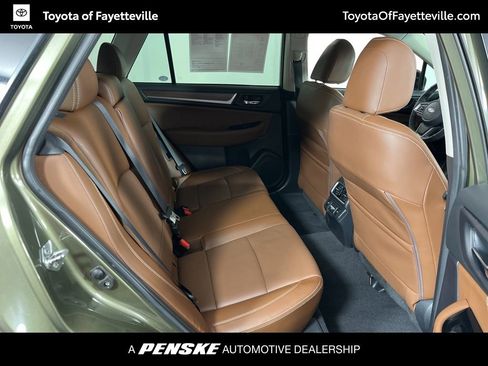 Used 2018 Subaru Outback 2.5i Touring w/ Popular Package #3 image 8