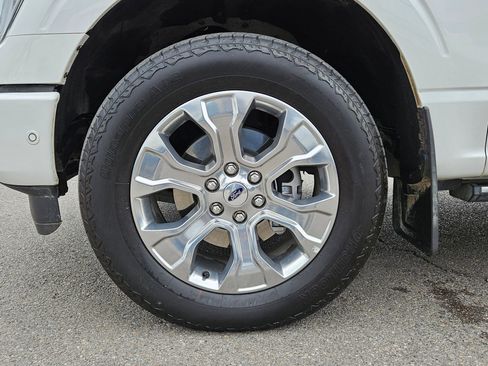 Used 2023 Ford F150 Platinum w/ FX4 Off-Road Package image 11