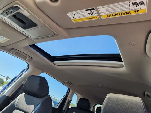 Certified 2025 Honda CR-V EX image 15
