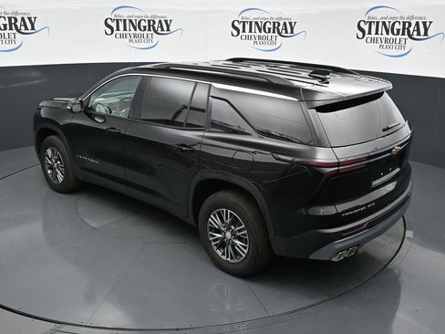 Used 2026 Chevrolet Traverse LT image 13