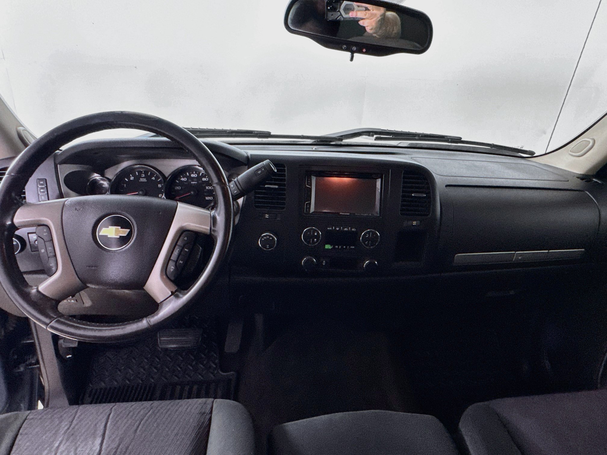 Used 2011 Chevrolet Silverado 1500 LT w/ All-Star Edition AWD/4WD image 13