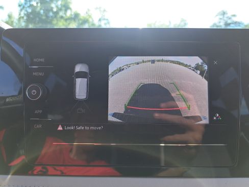 Certified 2025 Volkswagen Taos S AWD/4WD image 23