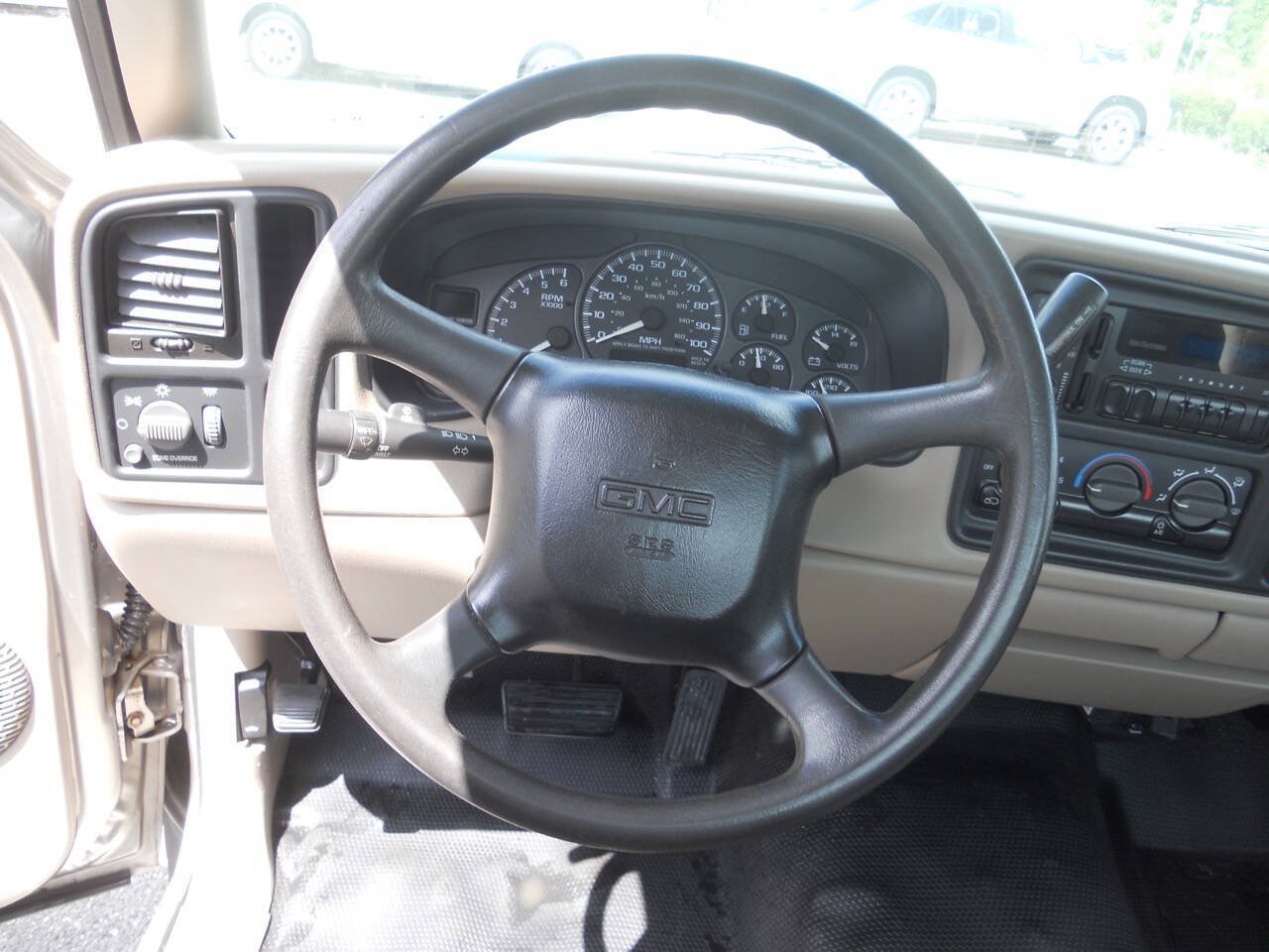 Used 2002 GMC Sierra 1500 2WD Regular Cab image 21