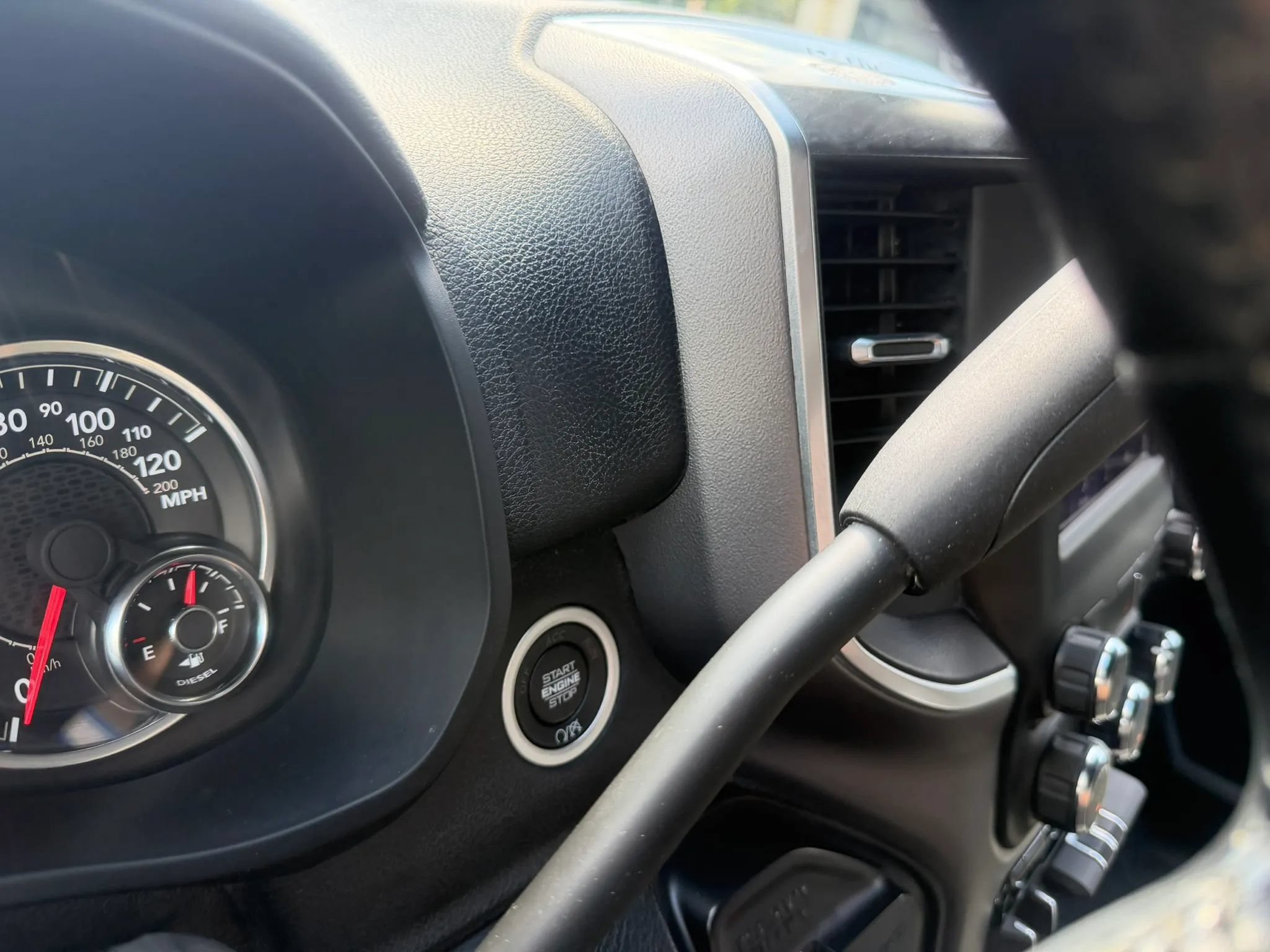 Used 2024 RAM 2500 Big Horn AWD/4WD image 24