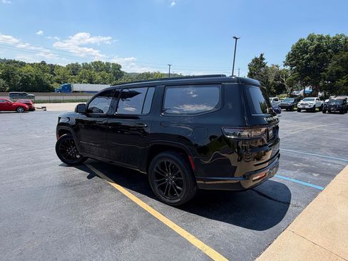Used 2022 Jeep Grand Wagoneer Series II AWD/4WD image 5