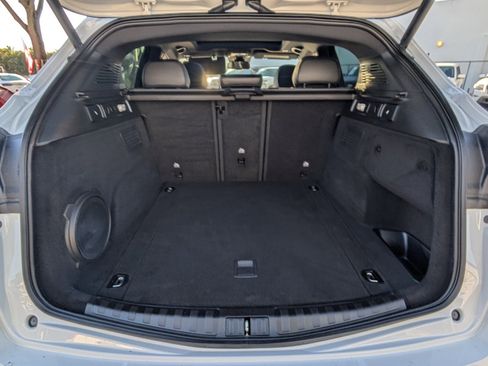 Used 2023 Alfa Romeo Stelvio Estrema image 14