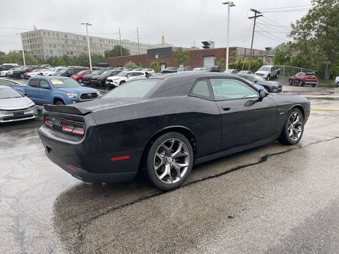 Used 2015 Dodge Challenger R/T Plus RWD image 8