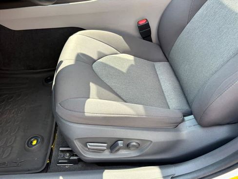 Used 2021 Toyota Camry LE w/ Audio Upgrade Package FWD image 22