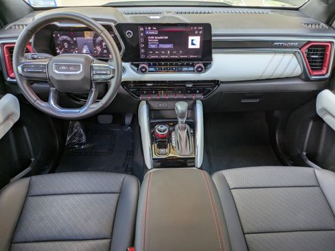 Used 2024 GMC Canyon AT4X image 12