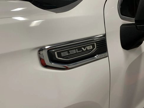 Used 2021 GMC Sierra 1500 SLT w/ SLT Premium Package image 12