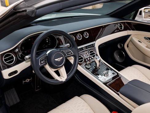 Certified 2025 Bentley Continental GT Speed AWD/4WD image 61