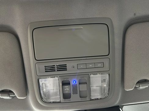 Used 2016 Honda Accord EX-L image 25
