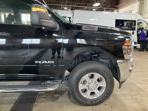 Used 2026 RAM 2500 Big Horn AWD/4WD image 23