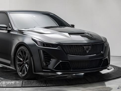 Used 2022 Cadillac CT5 V Blackwing w/ Carbon Fiber Package 2 RWD image 27
