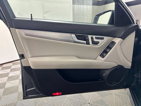 Used 2013 Mercedes-Benz C 300 4MATIC Sedan image 15