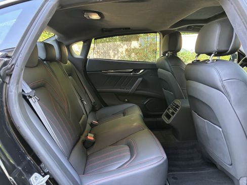 Used 2022 Maserati Quattroporte Modena Q4 image 20