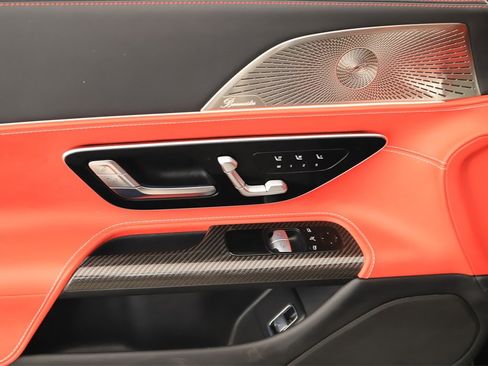 Used 2025 Mercedes-Benz AMG GT 63 image 18