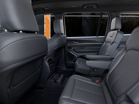 New 2026 Jeep Grand Cherokee L Limited AWD/4WD image 23