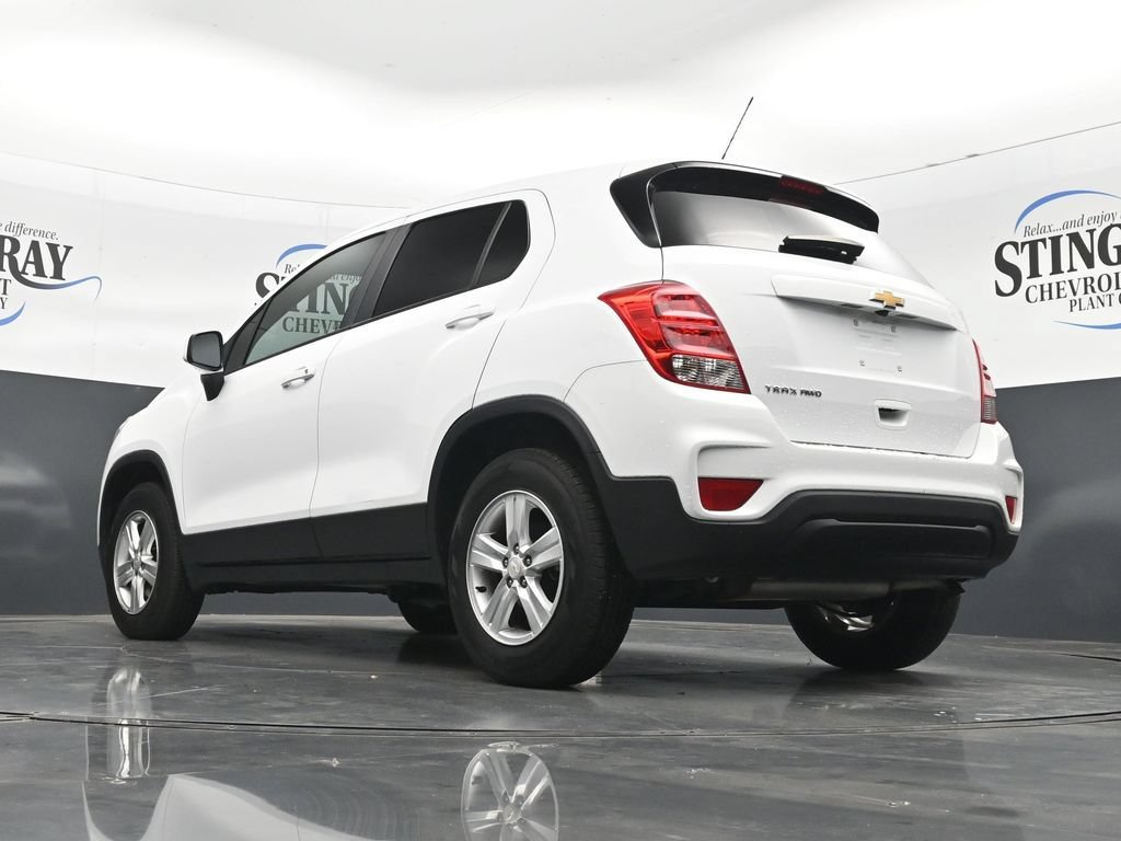 Certified 2022 Chevrolet Trax LS w/ Tint and Cruise Package AWD/4WD image 30